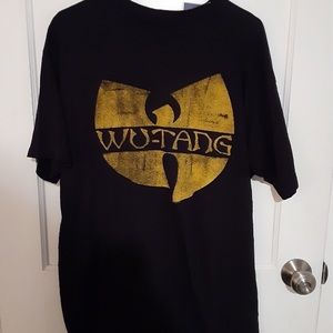 Wutang t shirt.